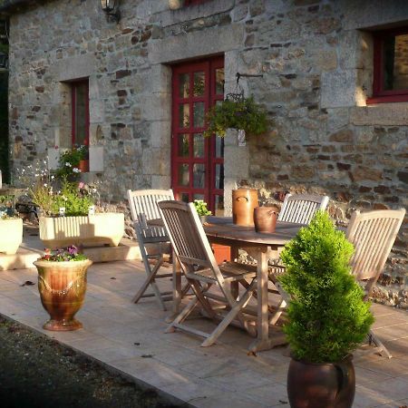 B&B Dinan La Priquetais Trevron Exterior photo