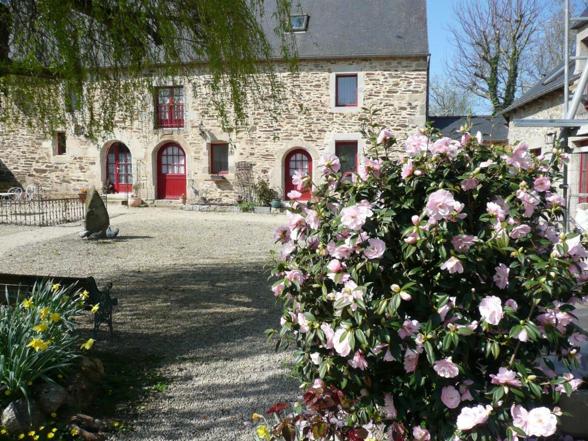 B&B Dinan La Priquetais Trevron Exterior photo
